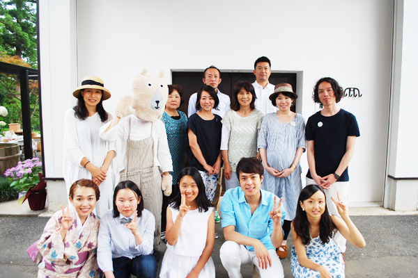 スタッフ全員の記念写真