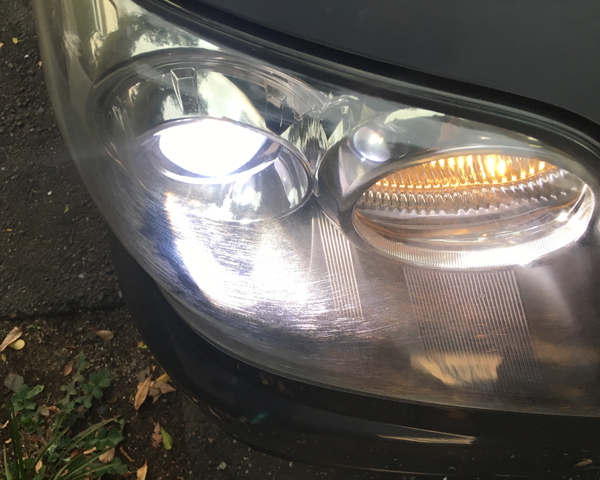 ダイハツ ムーブ　ヘッドライト磨き＆コーティング前