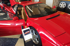 フェラーリ 小物入れカラーチェンジ