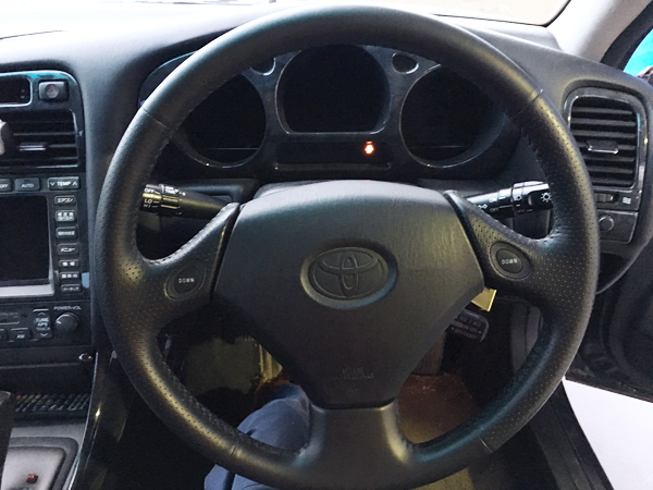 トヨタ アリスト　ステアリングリペア後