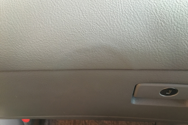 トヨタ クラウン　ダッシュボードリペア後