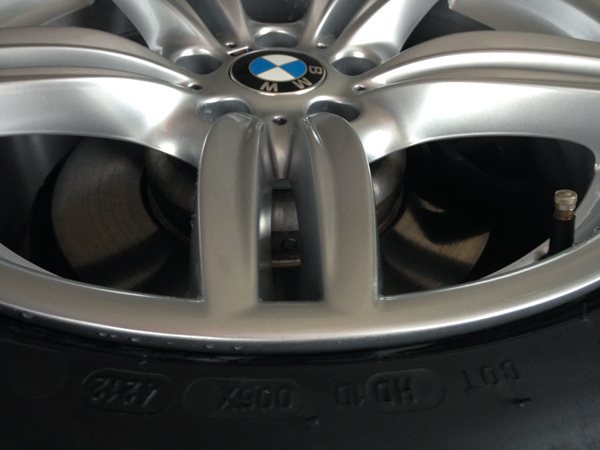 BMW 640i Mスポーツ　ハイパーシルバーホイール補修後