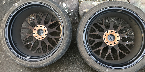 メルセデスベンツ　ホイール歪み修理前