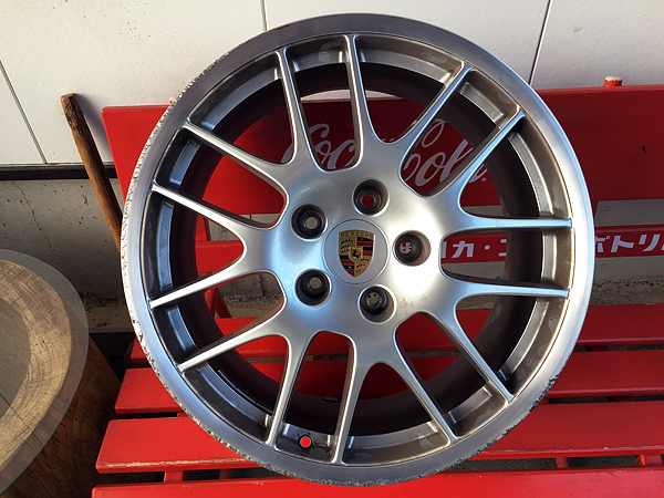 ポルシェ パナメーラ ホイールリペア(ダイヤモンドカット)リペア前