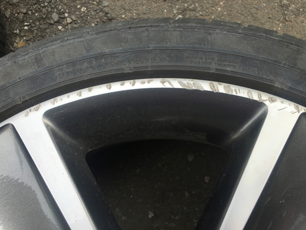 ＶＷ　ホイールリペア前