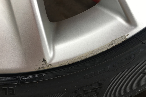 レクサス ＩＳ　ホイールリペア前